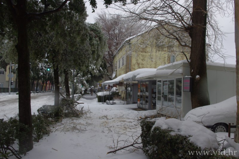 Metkovic (71)